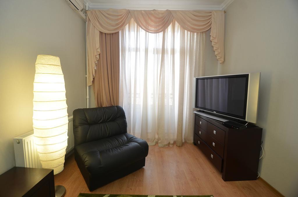 Apartments In The City Center On Sobornaya Street Mykolaiv Room photo